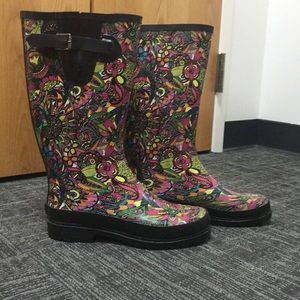 Rain boots